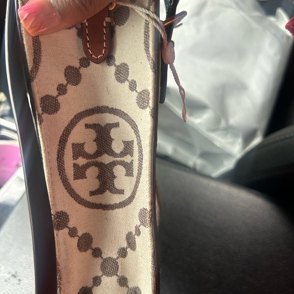 Tory Burch - Picture 3 of 4